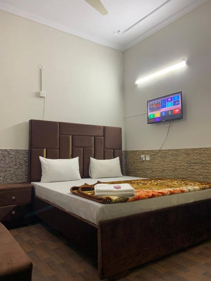 Eden Plus Executive Hotel Lahaur Zewnętrze zdjęcie